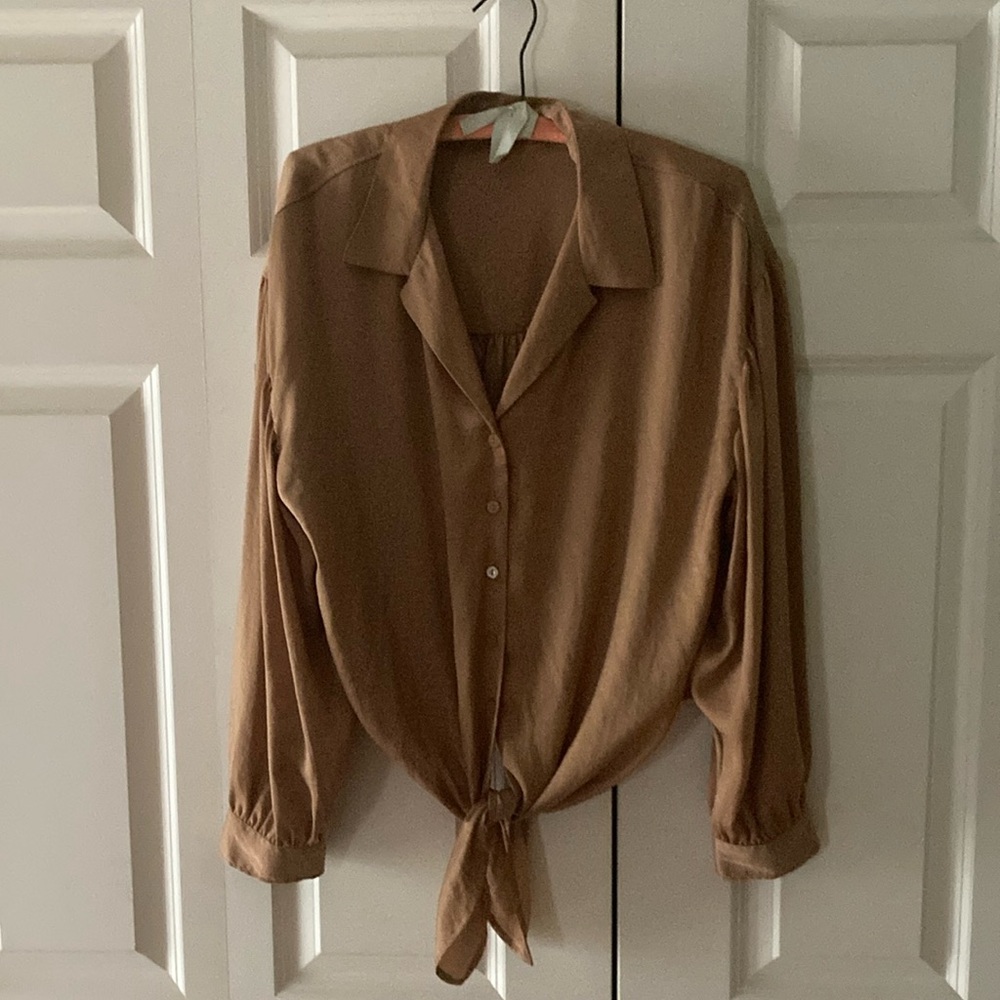 Express waist tie women’s LG blouse button down golden silky feel